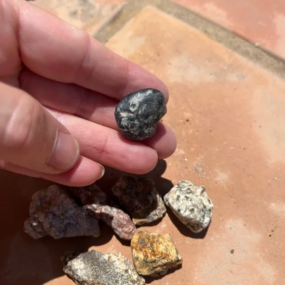 Eight Rocks - Picture 12 of 14